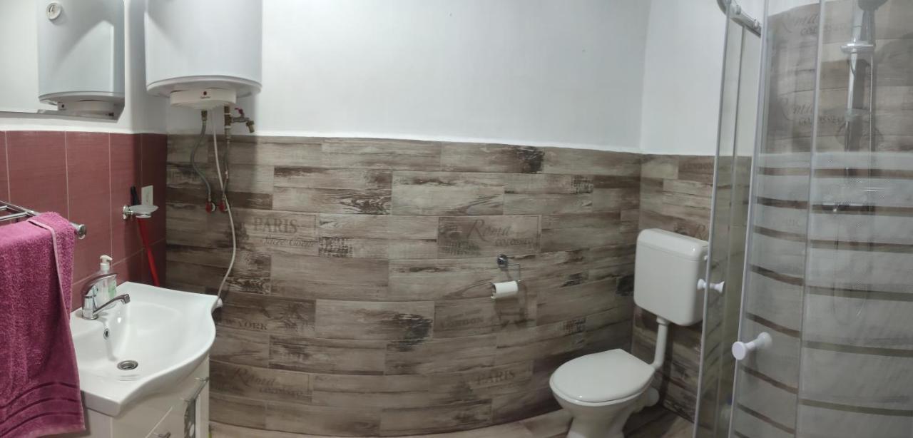 Apartament Karina Бая-Маре Екстер'єр фото